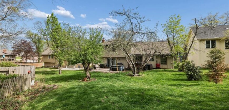 3509 Apple Tree Lane, Kansas City, MO 64119