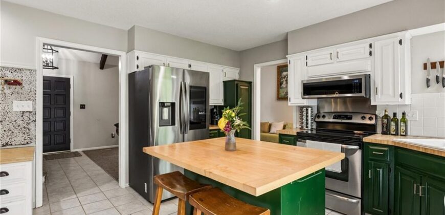 3509 Apple Tree Lane, Kansas City, MO 64119