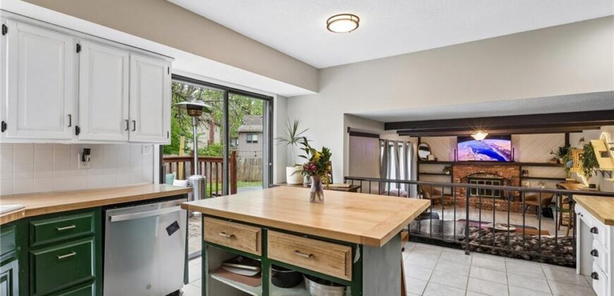 3509 Apple Tree Lane, Kansas City, MO 64119