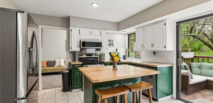 3509 Apple Tree Lane, Kansas City, MO 64119