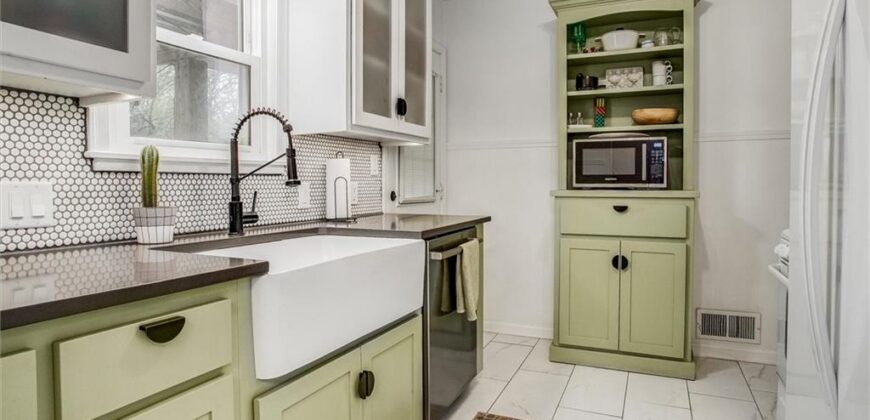 641 NE 42nd Street, Kansas City, MO 64116