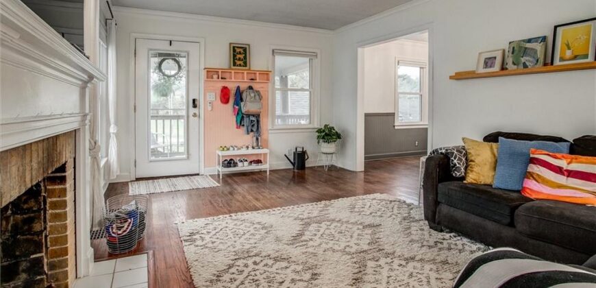 641 NE 42nd Street, Kansas City, MO 64116