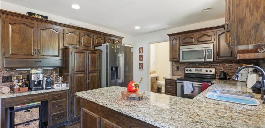 7316 N Granby Avenue, Kansas City, MO 64151