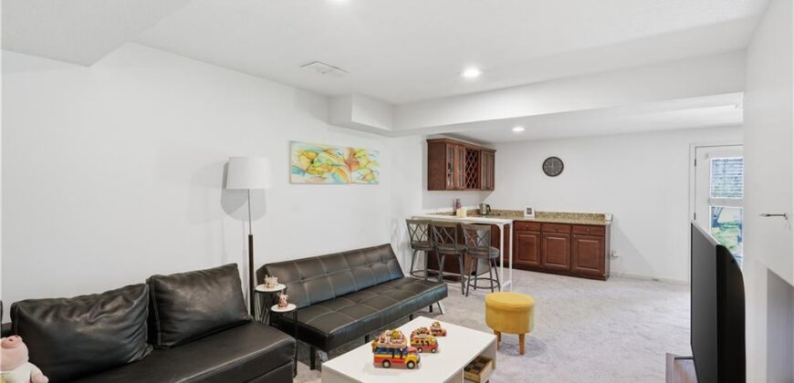 7316 N Granby Avenue, Kansas City, MO 64151