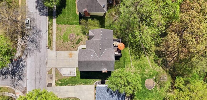 7316 N Granby Avenue, Kansas City, MO 64151