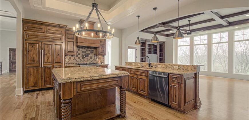 7055 NW Scenic Drive, County/Other, MO 64152