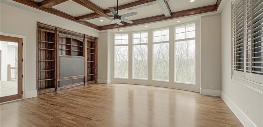 7055 NW Scenic Drive, County/Other, MO 64152