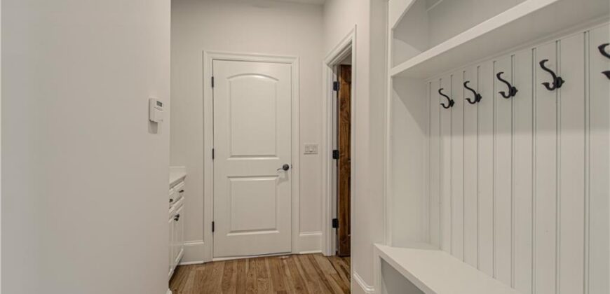 7055 NW Scenic Drive, County/Other, MO 64152