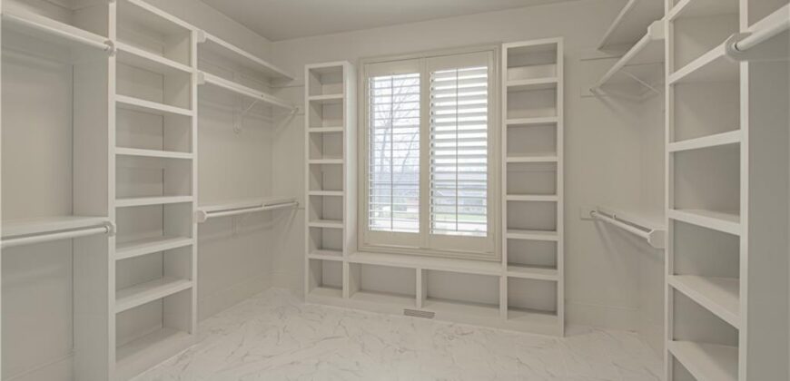 7055 NW Scenic Drive, County/Other, MO 64152