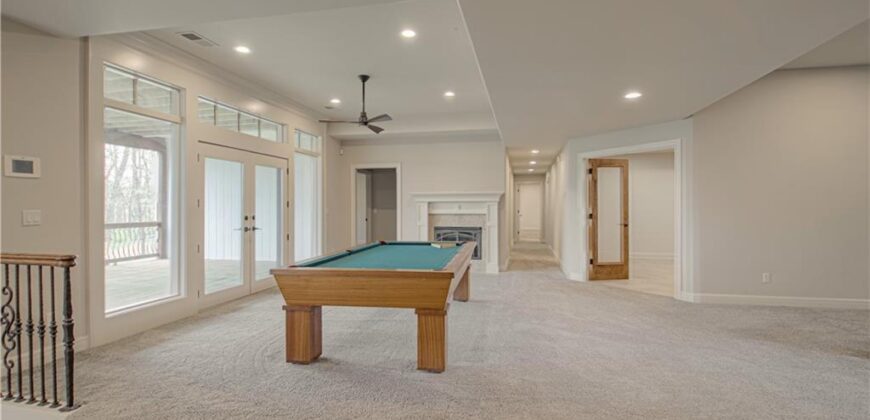 7055 NW Scenic Drive, County/Other, MO 64152