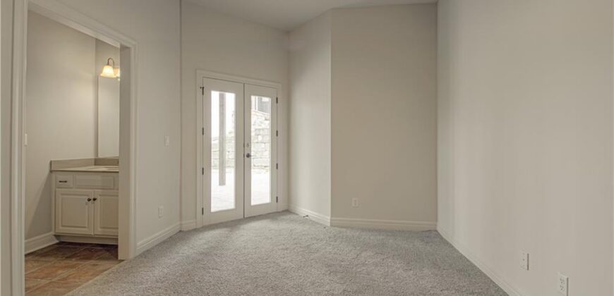 7055 NW Scenic Drive, County/Other, MO 64152