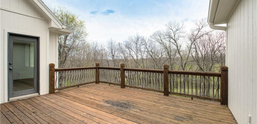 7055 NW Scenic Drive, County/Other, MO 64152