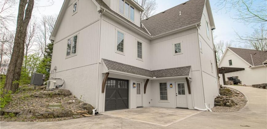 7055 NW Scenic Drive, County/Other, MO 64152