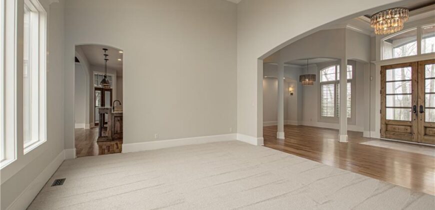 7055 NW Scenic Drive, County/Other, MO 64152