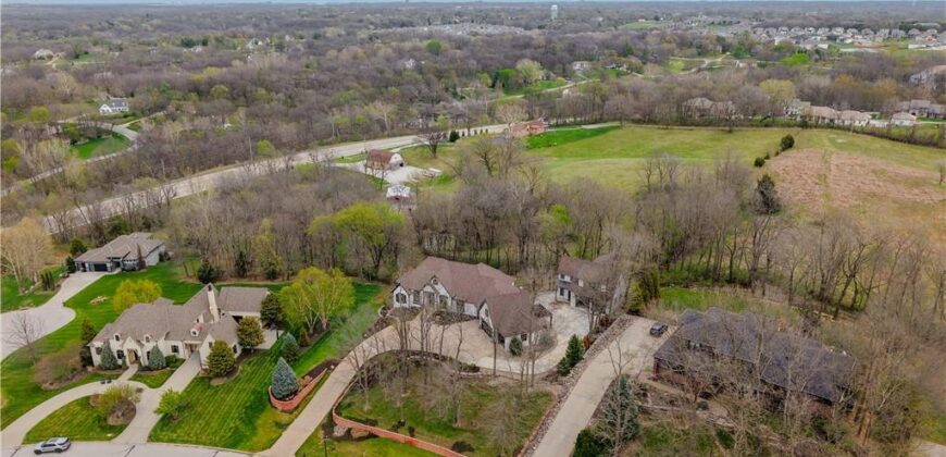 7055 NW Scenic Drive, County/Other, MO 64152