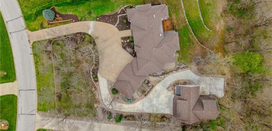 7055 NW Scenic Drive, County/Other, MO 64152