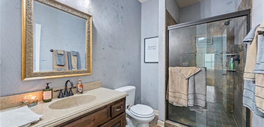 15190 N Cherry Court, Parkville, MO 64152