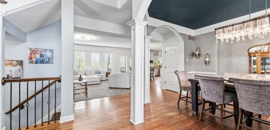 15190 N Cherry Court, Parkville, MO 64152