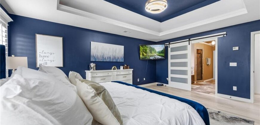 15190 N Cherry Court, Parkville, MO 64152