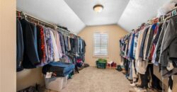 15190 N Cherry Court, Parkville, MO 64152