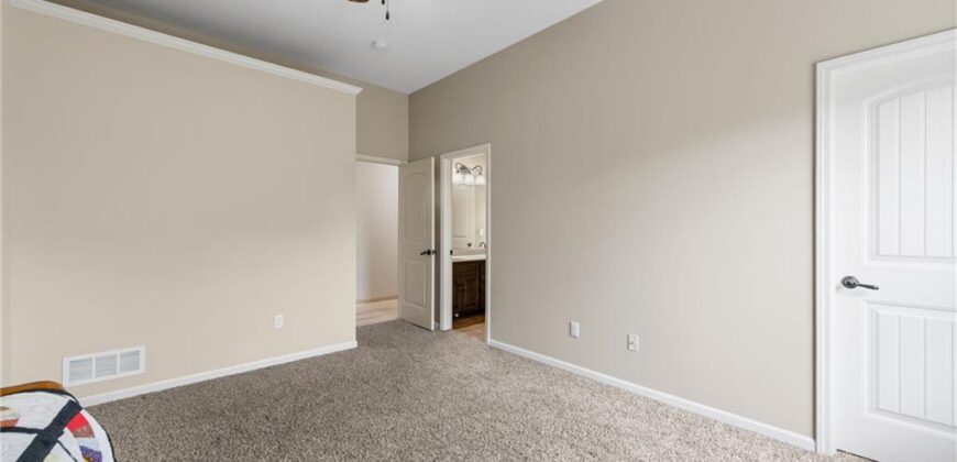 15190 N Cherry Court, Parkville, MO 64152