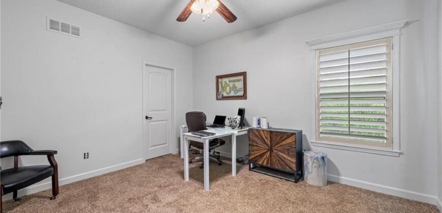 15190 N Cherry Court, Parkville, MO 64152