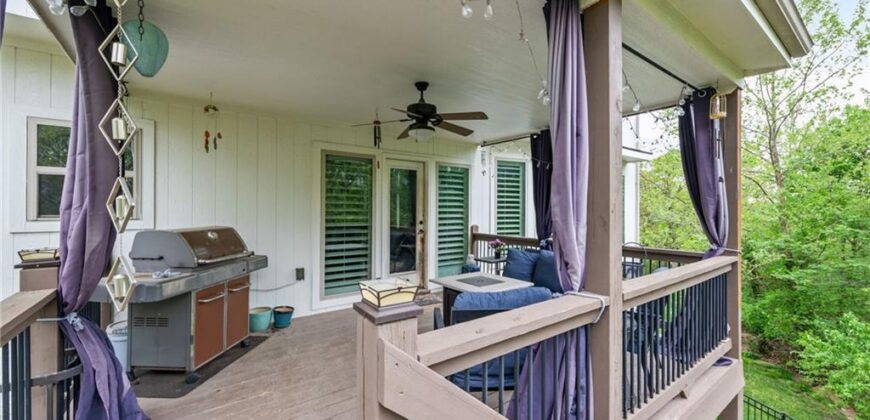 15190 N Cherry Court, Parkville, MO 64152