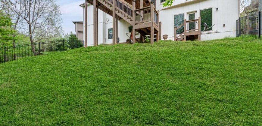 15190 N Cherry Court, Parkville, MO 64152