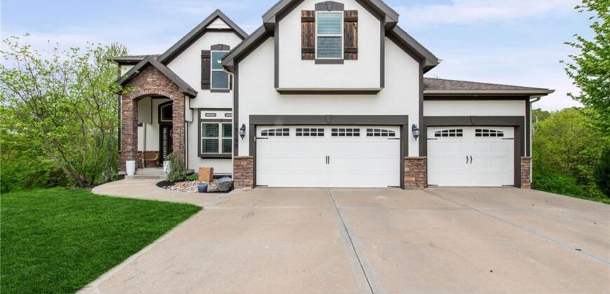 15190 N Cherry Court, Parkville, MO 64152