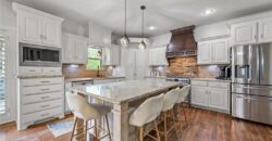 15190 N Cherry Court, Parkville, MO 64152