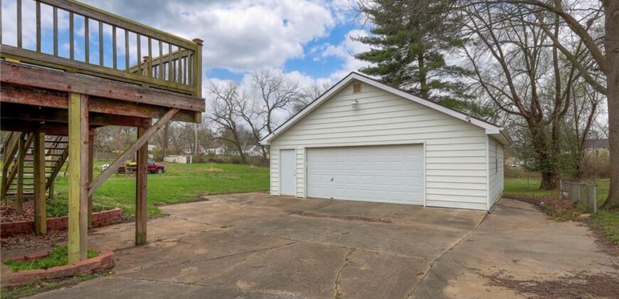 2903 NE 56th Terrace, Kansas City, MO 64119