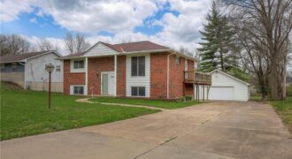 2903 NE 56th Terrace, Kansas City, MO 64119