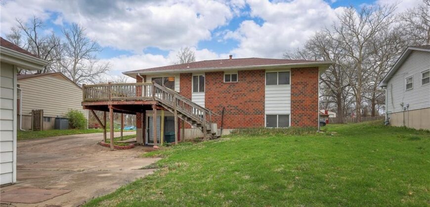 2903 NE 56th Terrace, Kansas City, MO 64119