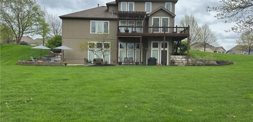 10504 N Euclid Avenue, Kansas City, MO 64155