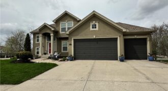 10504 N Euclid Avenue, Kansas City, MO 64155