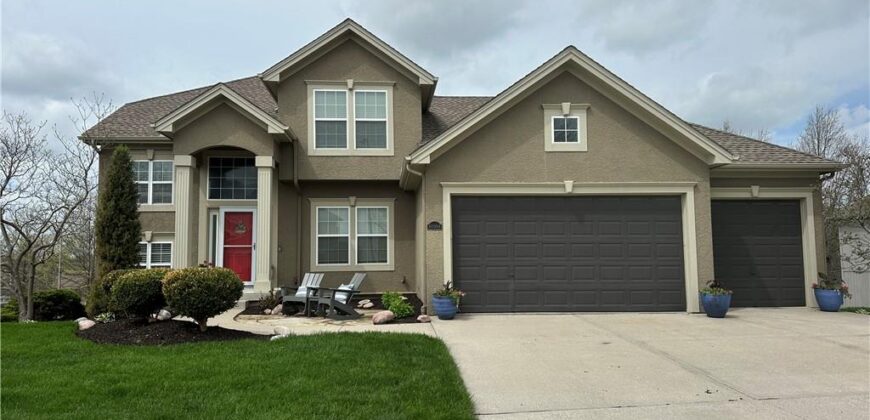 10504 N Euclid Avenue, Kansas City, MO 64155