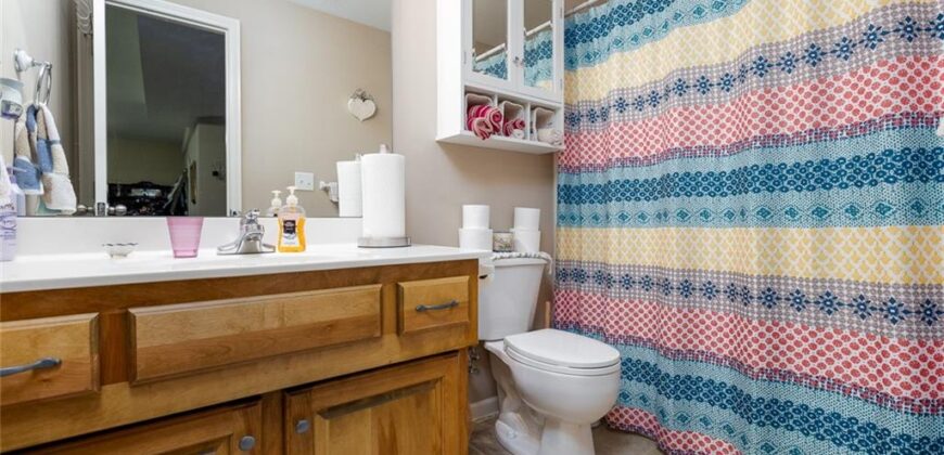 8925 NE 107th Terrace, Kansas City, MO 64157