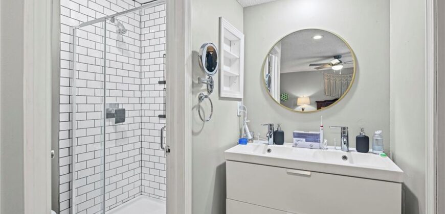 8307 N Chatham Avenue, Kansas City, MO 64151