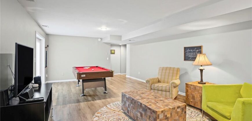 8307 N Chatham Avenue, Kansas City, MO 64151