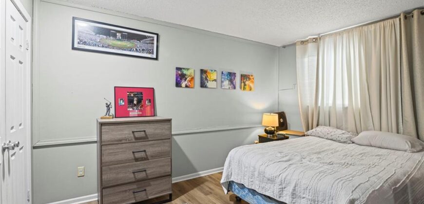 8307 N Chatham Avenue, Kansas City, MO 64151