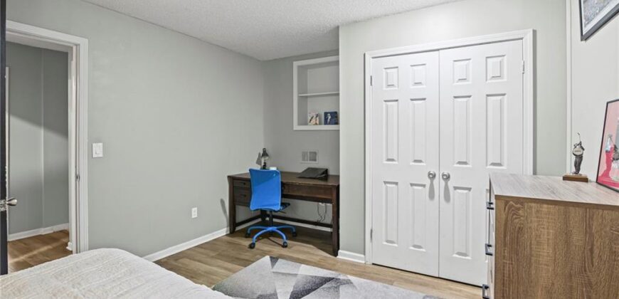 8307 N Chatham Avenue, Kansas City, MO 64151