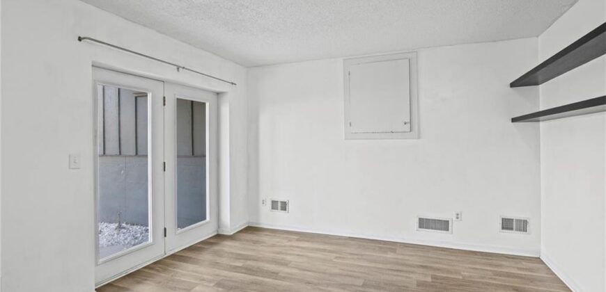 8307 N Chatham Avenue, Kansas City, MO 64151