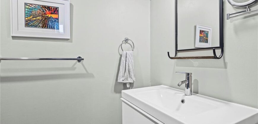 8307 N Chatham Avenue, Kansas City, MO 64151