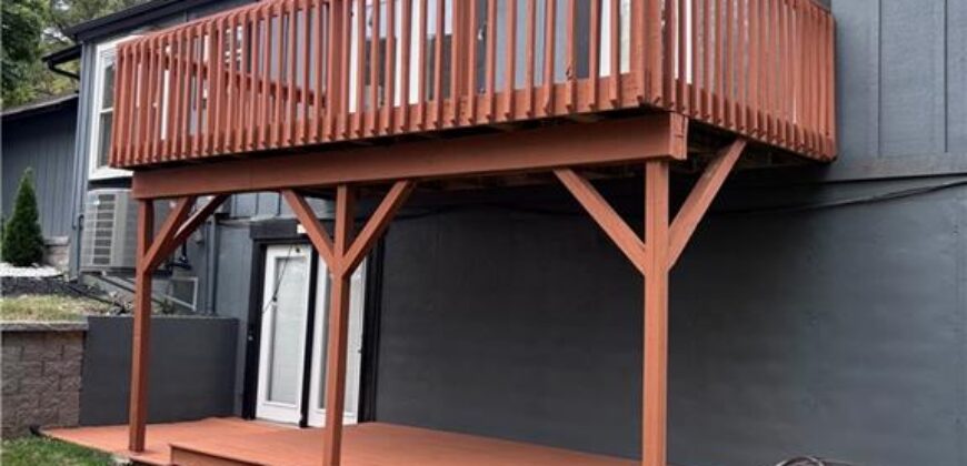 8307 N Chatham Avenue, Kansas City, MO 64151