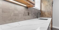 4830 NW Huonker Court, Riverside, MO 64150