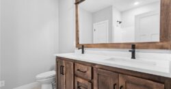 4830 NW Huonker Court, Riverside, MO 64150