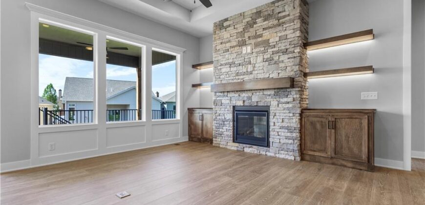 4830 NW Huonker Court, Riverside, MO 64150