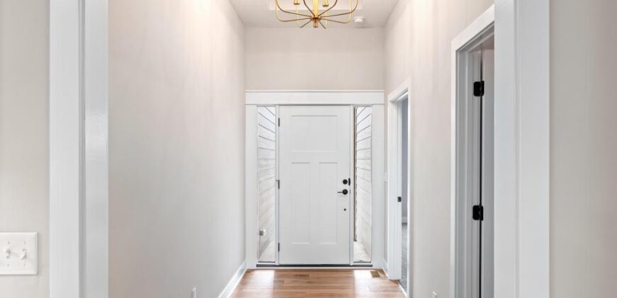 4840 NW Huonker Court, Riverside, MO 64150