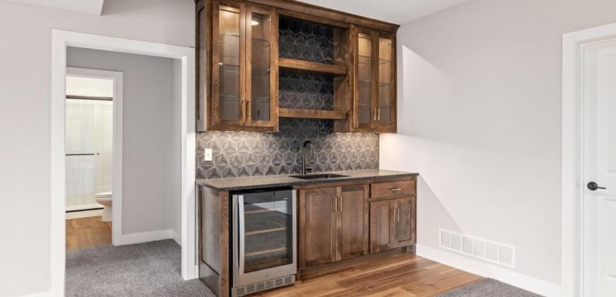 4840 NW Huonker Court, Riverside, MO 64150