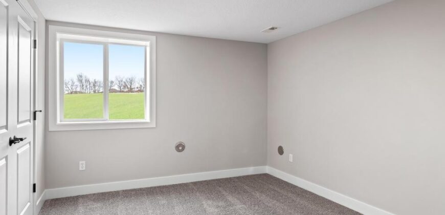 4840 NW Huonker Court, Riverside, MO 64150